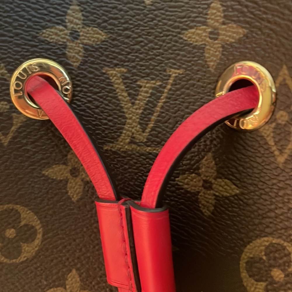 Sold / Louis Vuitton NeoNoe MM Monogram / Poppy in excellent condition - Picture 11 of 16